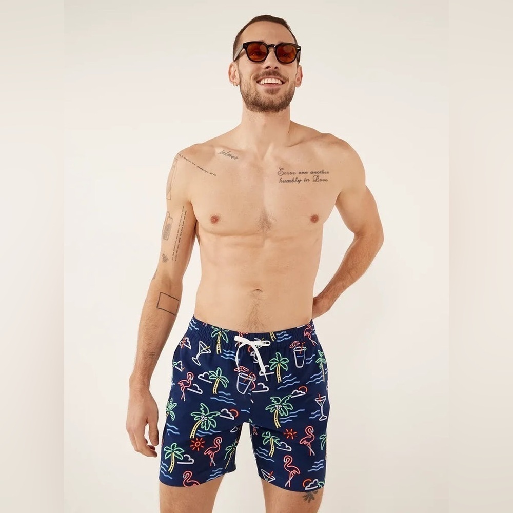 Chubbies Men’s The Neon Lights Graphic Swim Trunks in Navy Multi Size L